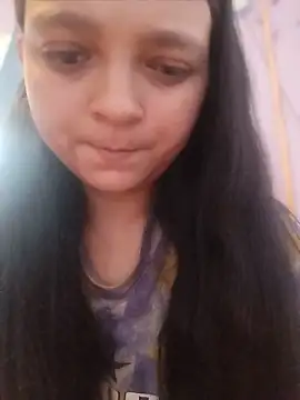 NikaFaults stripchat live cam model