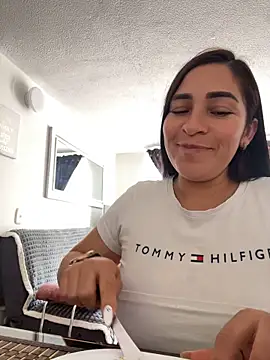 luna_lgomez_ stripchat live cam model