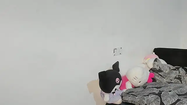 Eirlysx stripchat live cam model