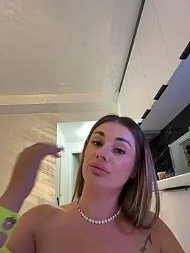 IsabellaEtthan stripchat live cam model