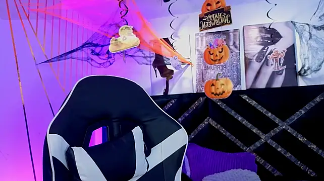 Dannyhot_ stripchat live cam model