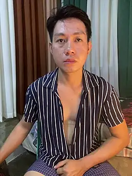 xshyboyx stripchat live cam model