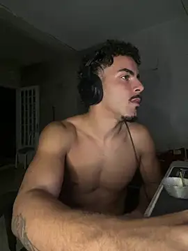 menoquarenta stripchat live cam model