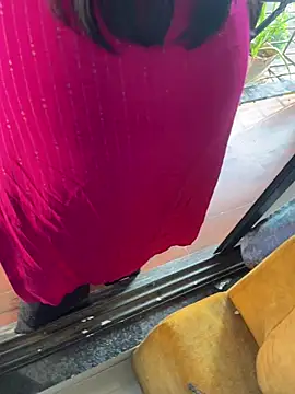LoveJourney stripchat live cam model