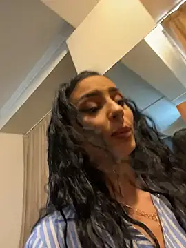 FeetVibe stripchat live cam model
