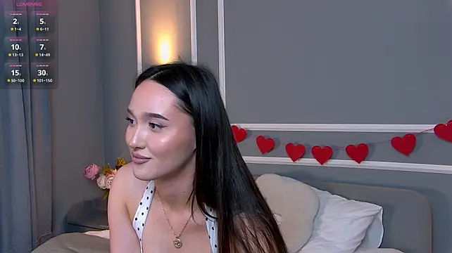LindaMaxx stripchat live cam model
