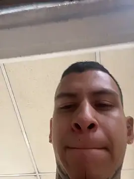 Andrew_san stripchat live cam model