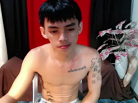 urhunky_boy stripchat live cam model