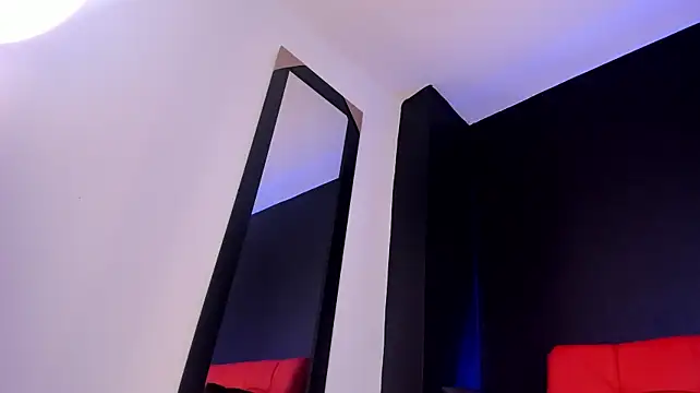alessialouren stripchat live cam model