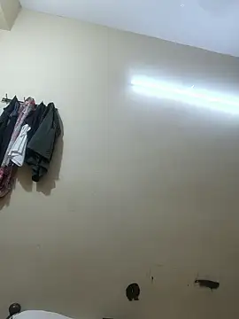 cloudpush599 stripchat live cam model