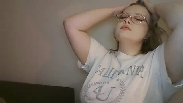 Elayne__Sweet stripchat live cam model