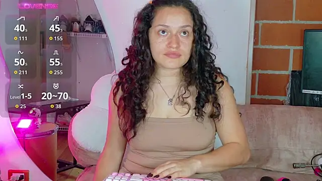 MeganDolll stripchat live cam model