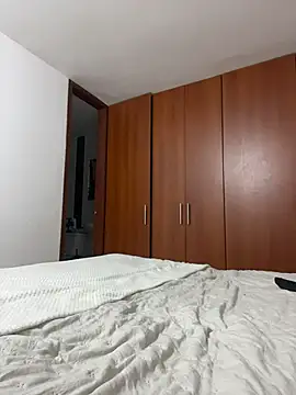 eileensophi stripchat live cam model