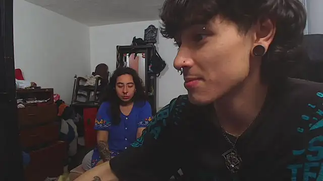 Moonandzukko stripchat live cam model