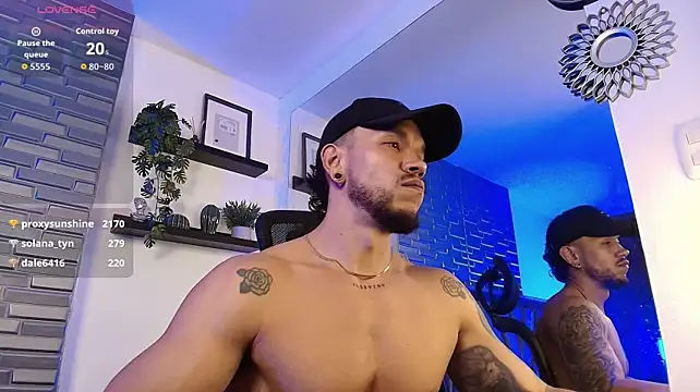 ARON_TAYLER01 stripchat live cam model