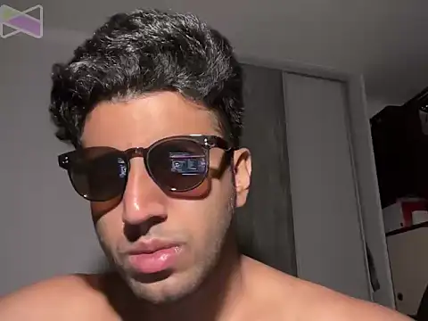 Wirefoxboy6767 stripchat live cam model
