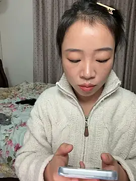 luluyaa stripchat live cam model
