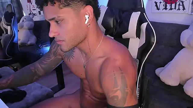 Alessandro_Vanni stripchat live cam model