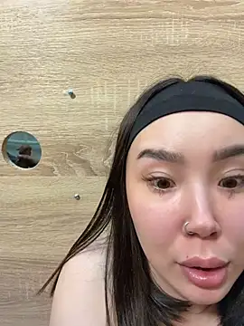 Asian_Asami stripchat live cam model