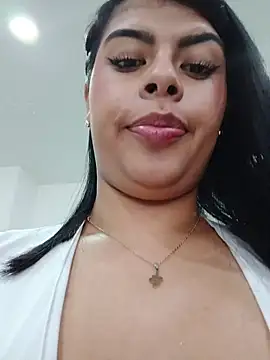 SOFIA-11_ stripchat live cam model