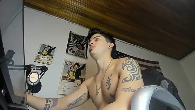 charlie_hotxxx stripchat live cam model