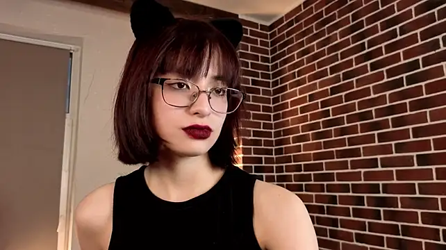 CarriMcnamara stripchat live cam model