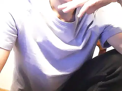 YeahsGirl stripchat live cam model