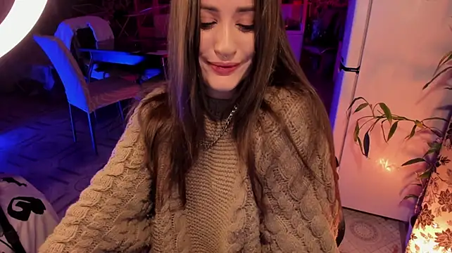 Sserendipityy stripchat live cam model