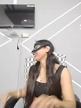 mannat_new stripchat live cam model