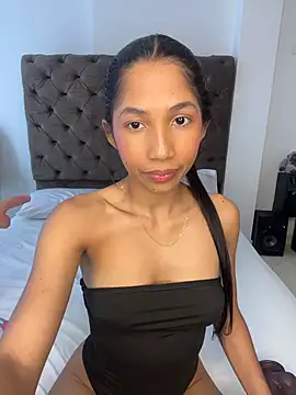 KatyReales stripchat live cam model