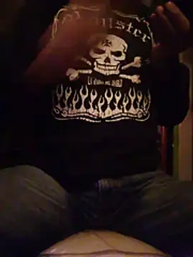 mrdemoncrowly stripchat live cam model