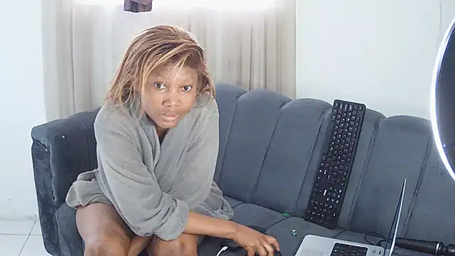xxBoobieGal stripchat live cam model