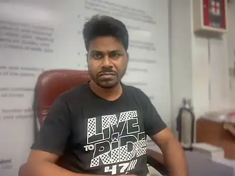 Raaz_5690 stripchat live cam model