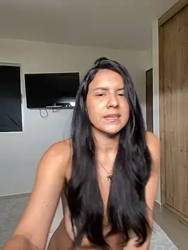 Annarhode stripchat live cam model