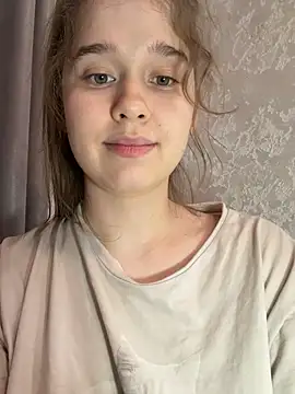 HornyGirlH stripchat live cam model