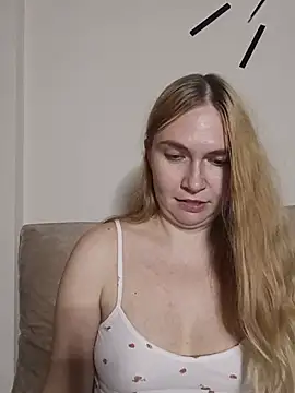 KisaVixen stripchat live cam model
