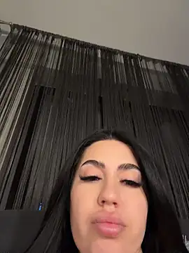 Andrestarr stripchat live cam model