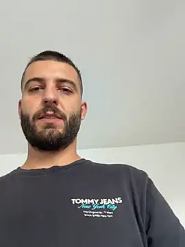 Pablo_Hornyguy95 stripchat live cam model