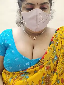 Tamil-Flora-Queen stripchat live cam model