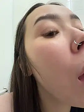 Asian_Asami stripchat live cam model