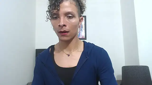 kalyth stripchat live cam model