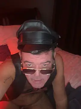 NYCLeatherBoi stripchat live cam model