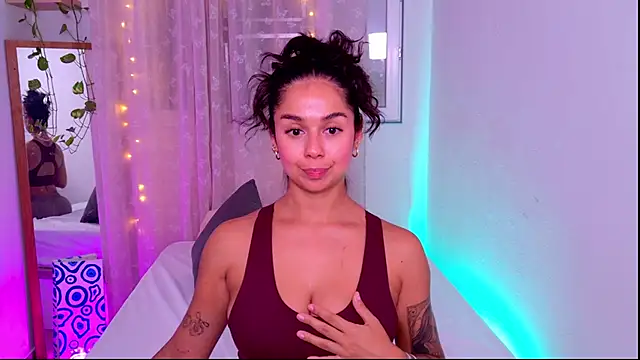 Mar_333 stripchat live cam model