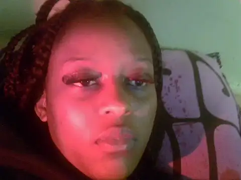 ebony_petite9 stripchat live cam model