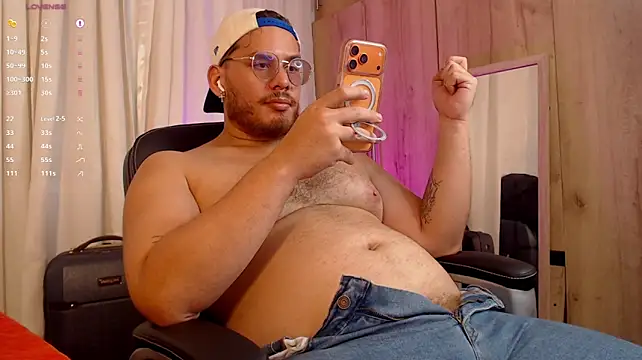 anotherbigboy_ stripchat live cam model