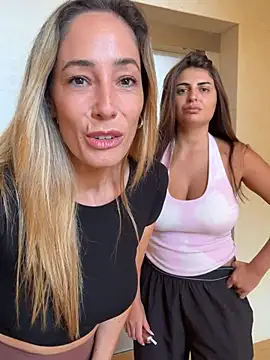 SweetAlegra_ stripchat live cam model