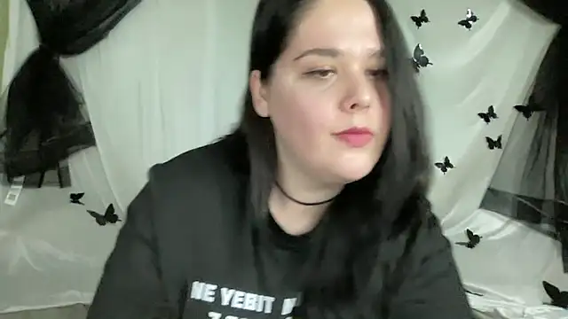 IvyLebelly stripchat live cam model