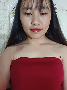 Cherry-squirtt stripchat live cam model