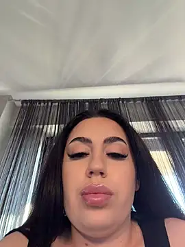 Andrestarr stripchat live cam model