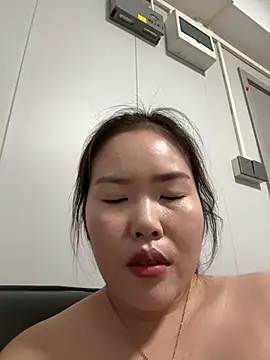subaobao stripchat live cam model